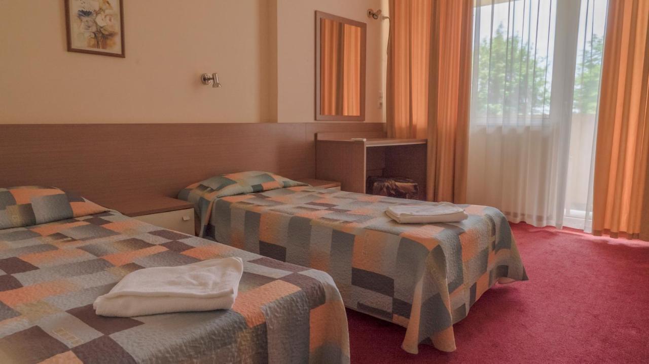 Park Hotel Persey Varna Extérieur photo