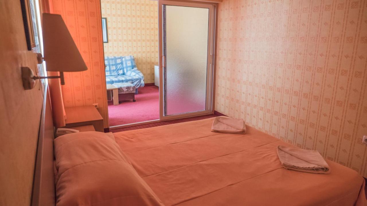 Park Hotel Persey Varna Extérieur photo
