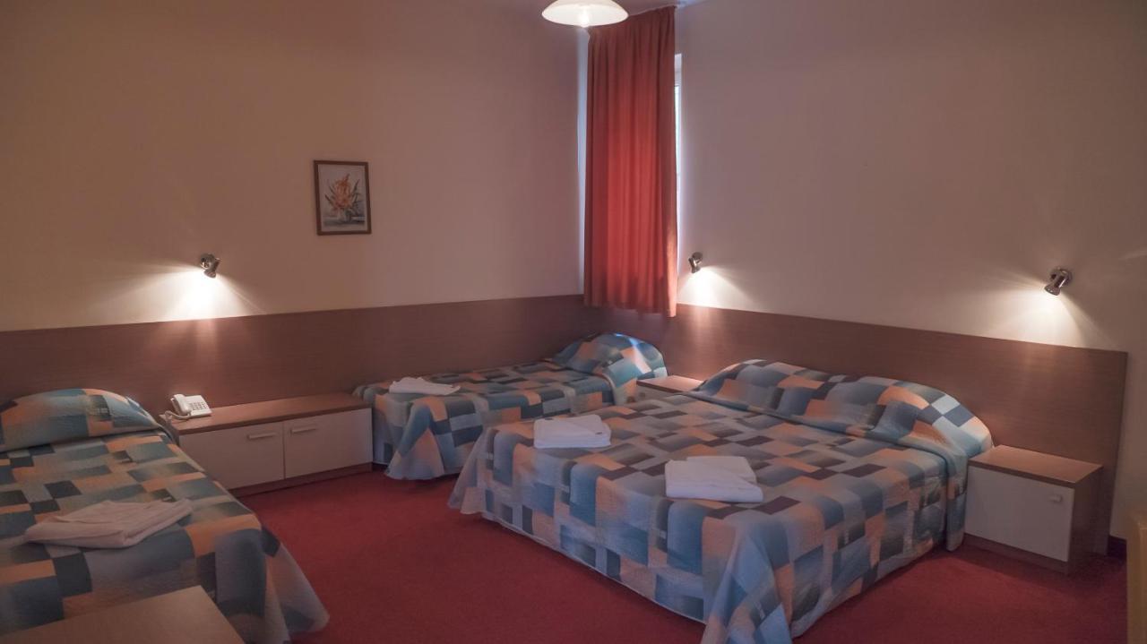 Park Hotel Persey Varna Extérieur photo