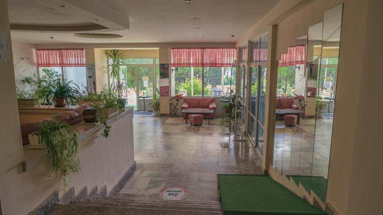 Park Hotel Persey Varna Extérieur photo