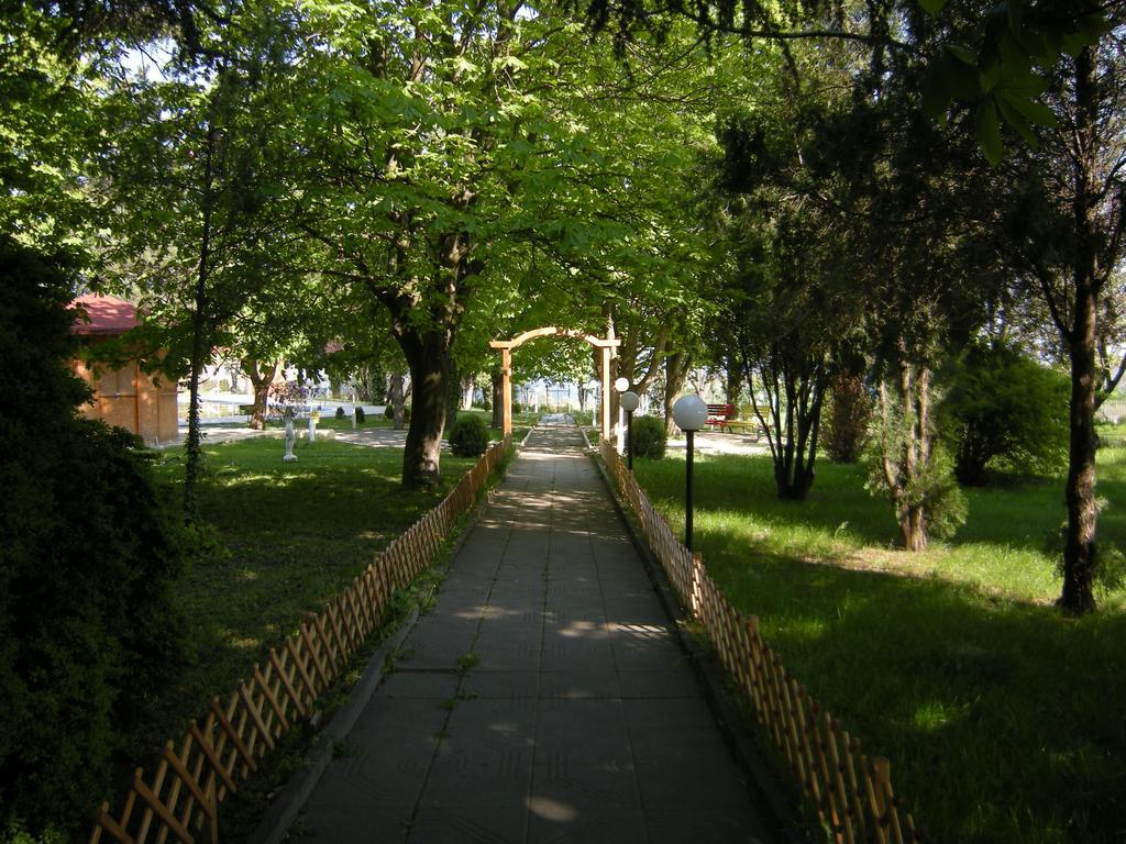 Park Hotel Persey Varna Extérieur photo