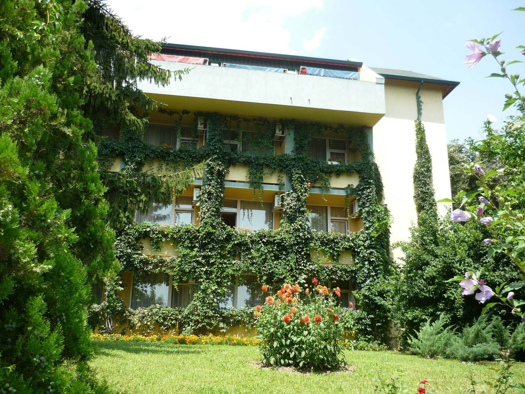 Park Hotel Persey Varna Extérieur photo
